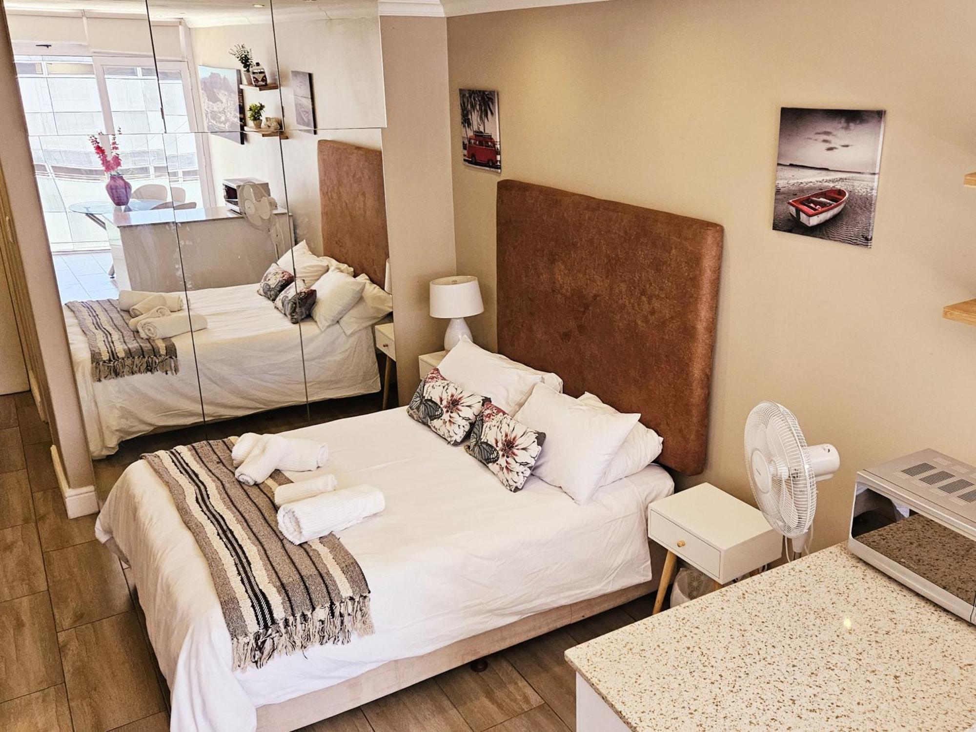 Studio 37 Hyde Park Apartments Kapstaden Exteriör bild